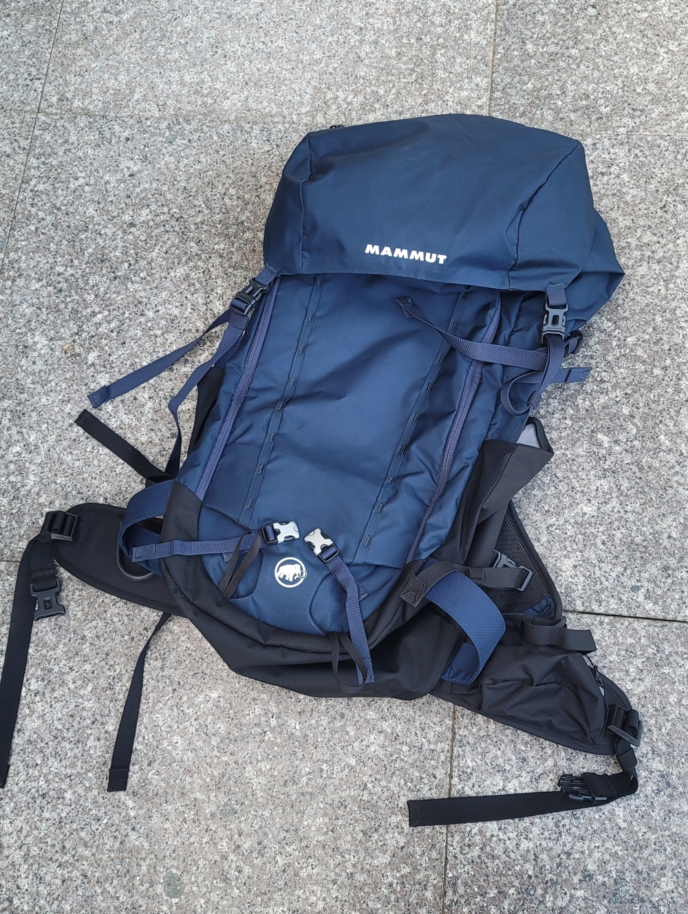 Mammut trion spine 50 backpack